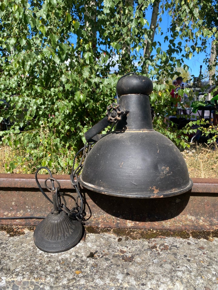 Anden loftslampe