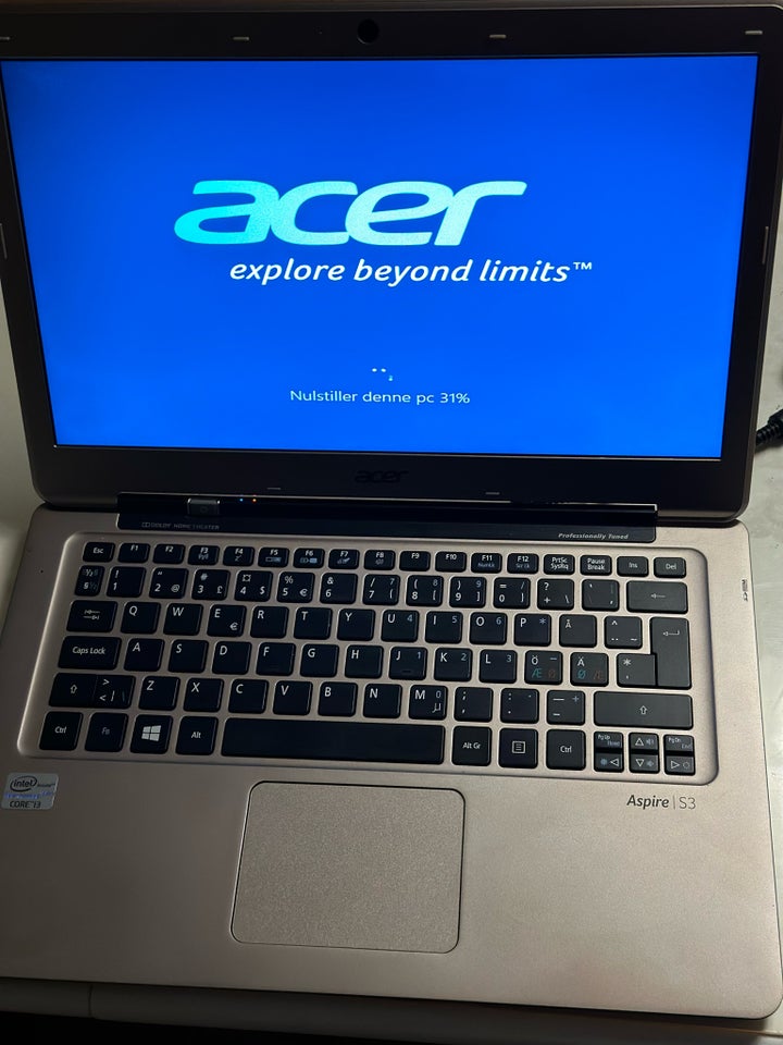 Acer Aspire S3, 1.8 GHz, 4 GB ram