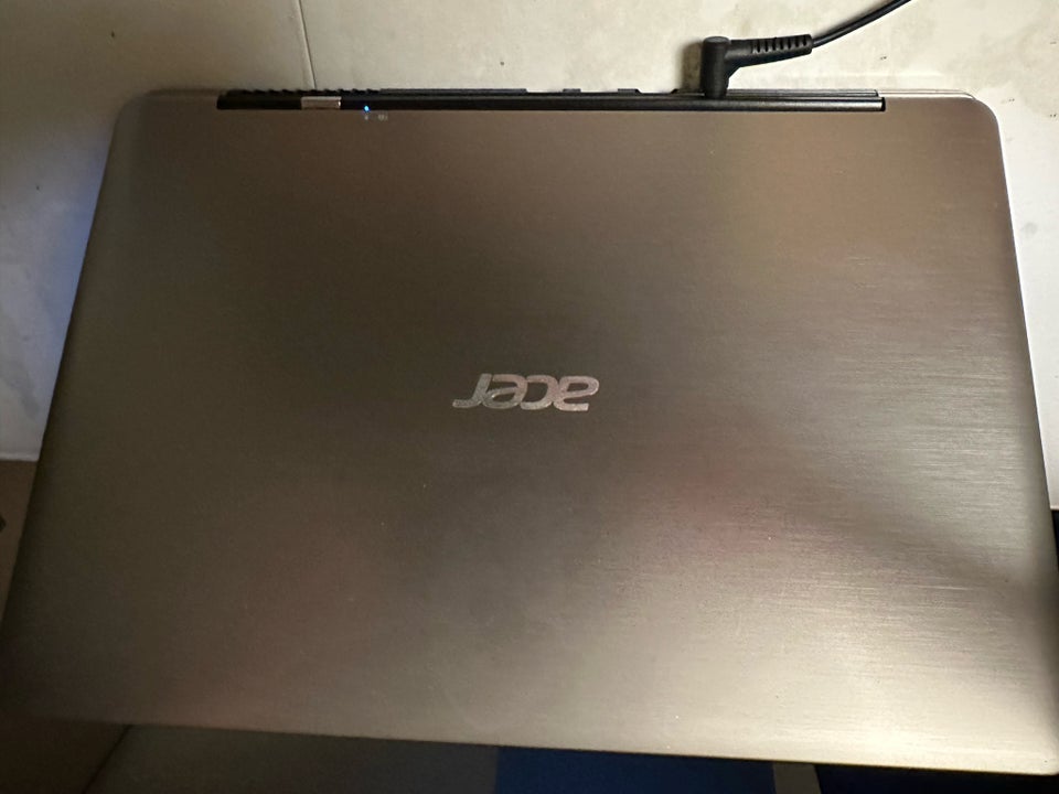 Acer Aspire S3, 1.8 GHz, 4 GB ram