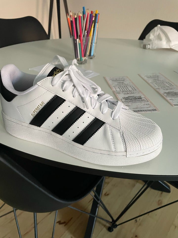 Sneakers Addidas superstar str