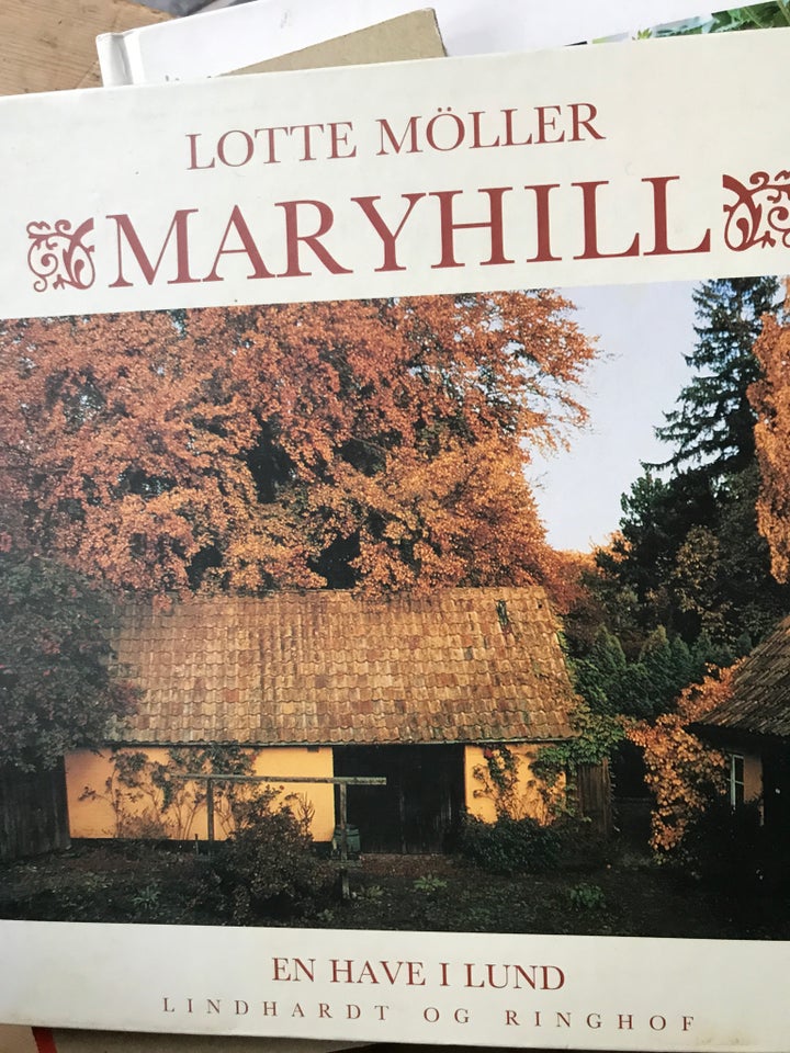 Maryhill, Lotte Møller, emne: