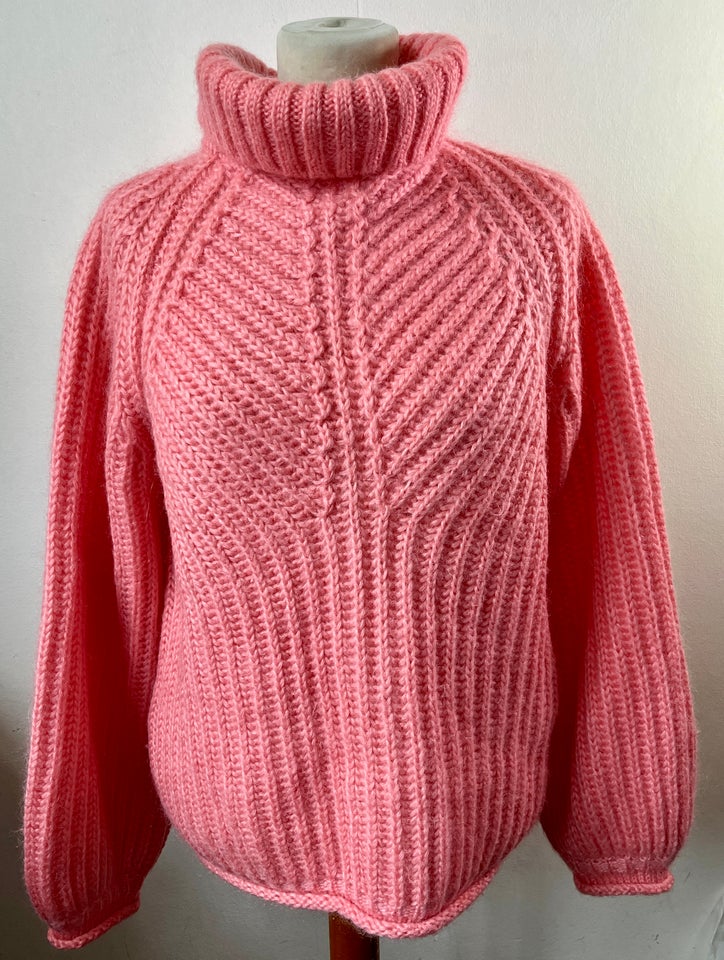 Sweater, Stine Goya, str. 38