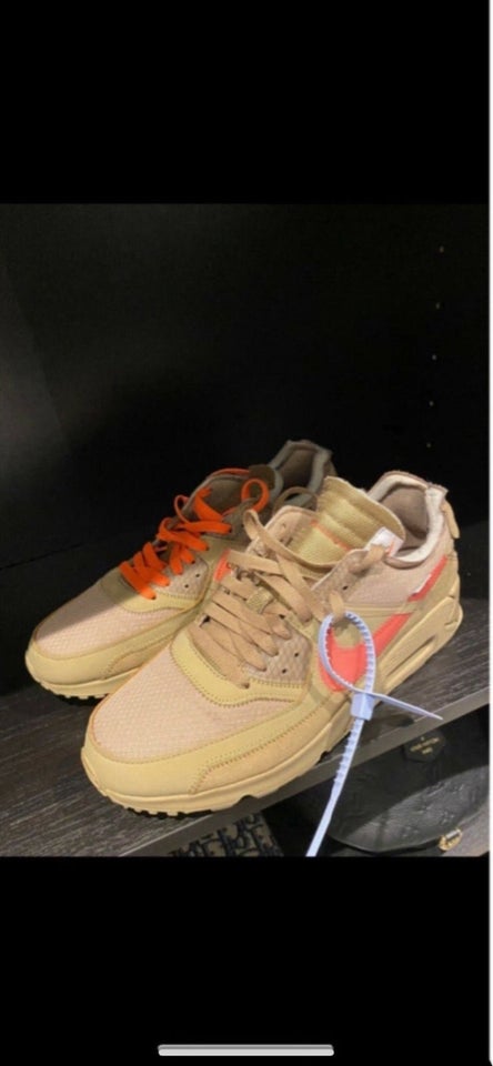 Sneakers, Nike x off White , str. 44