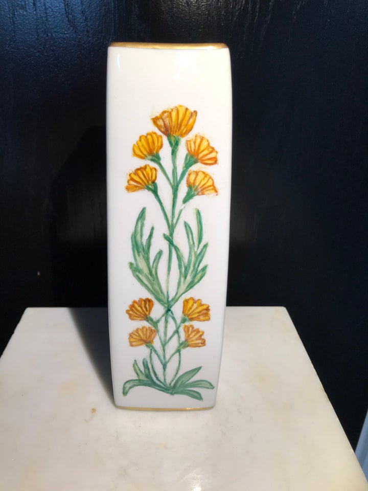 Vase, Høj firkantet