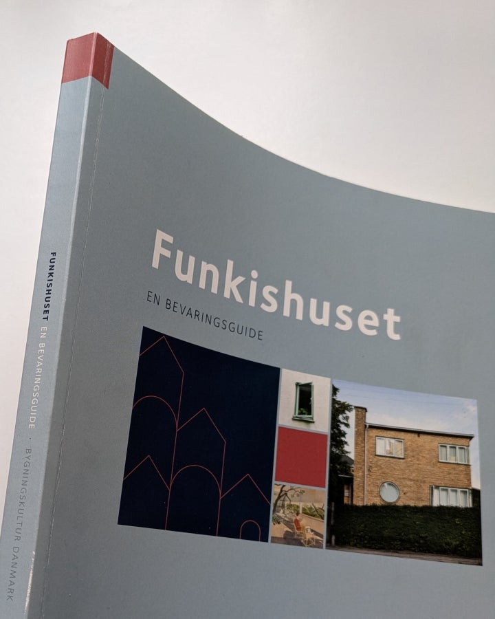 Funkishuset, Jeanne Brüel, emne: