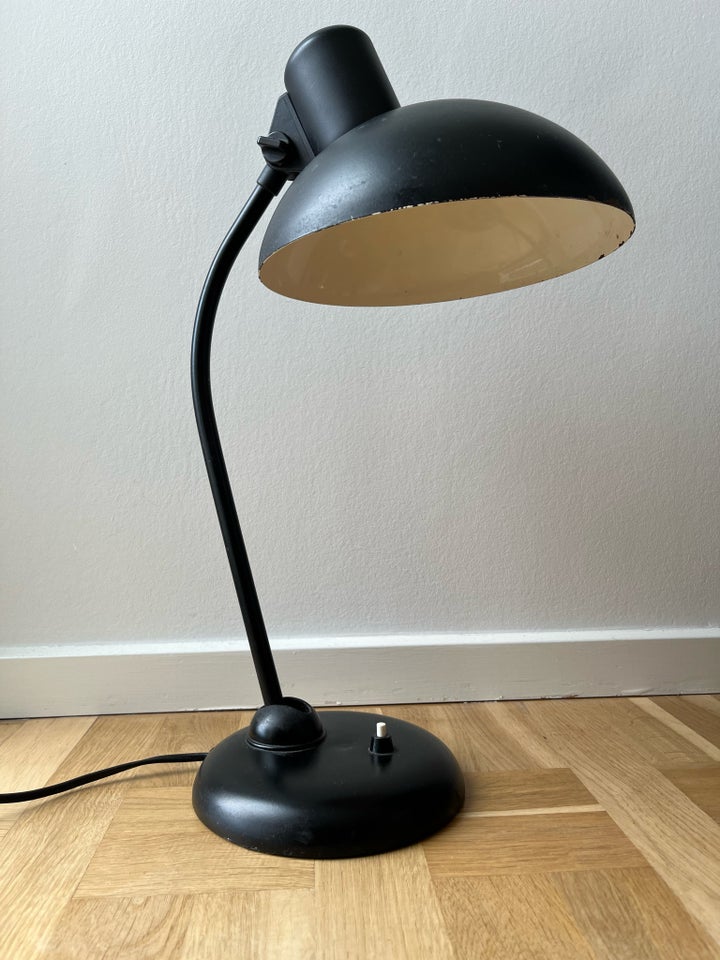 Anden bordlampe, Kaiser Idell