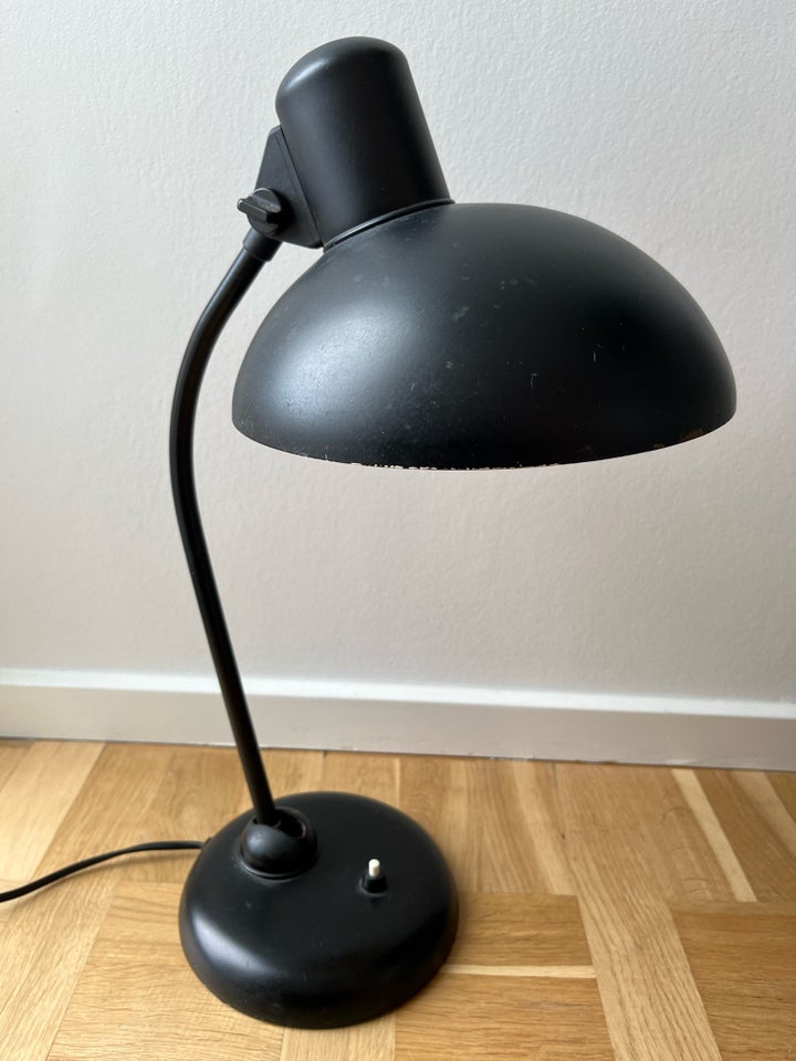 Anden bordlampe, Kaiser Idell