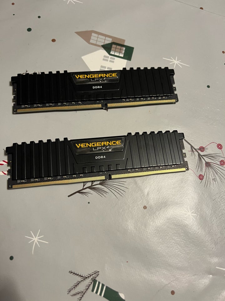 Vengeance LPX, 2X16 GB, DDR4 SDRAM