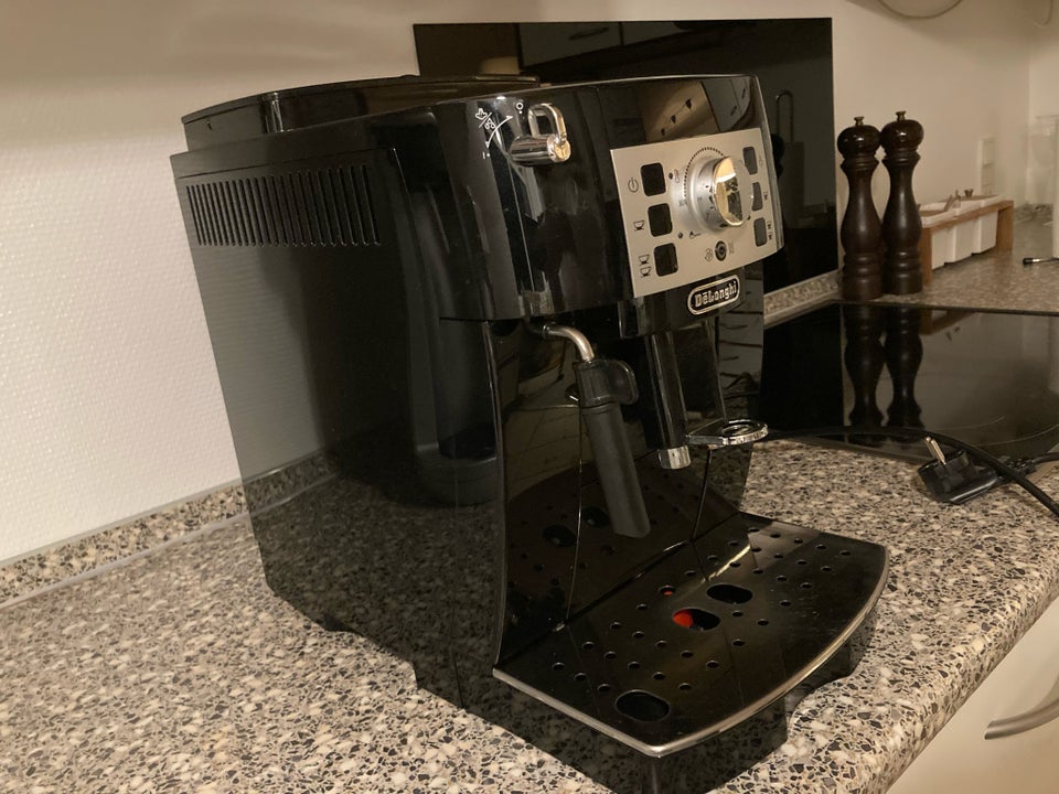 Espressomaskine, DeLonghi