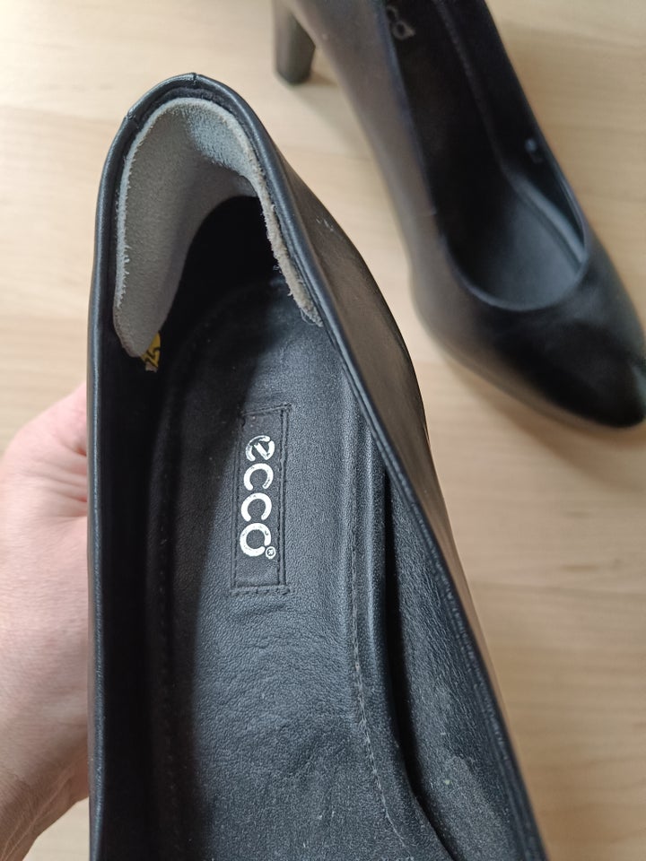 Pumps, str. 41, Ecco