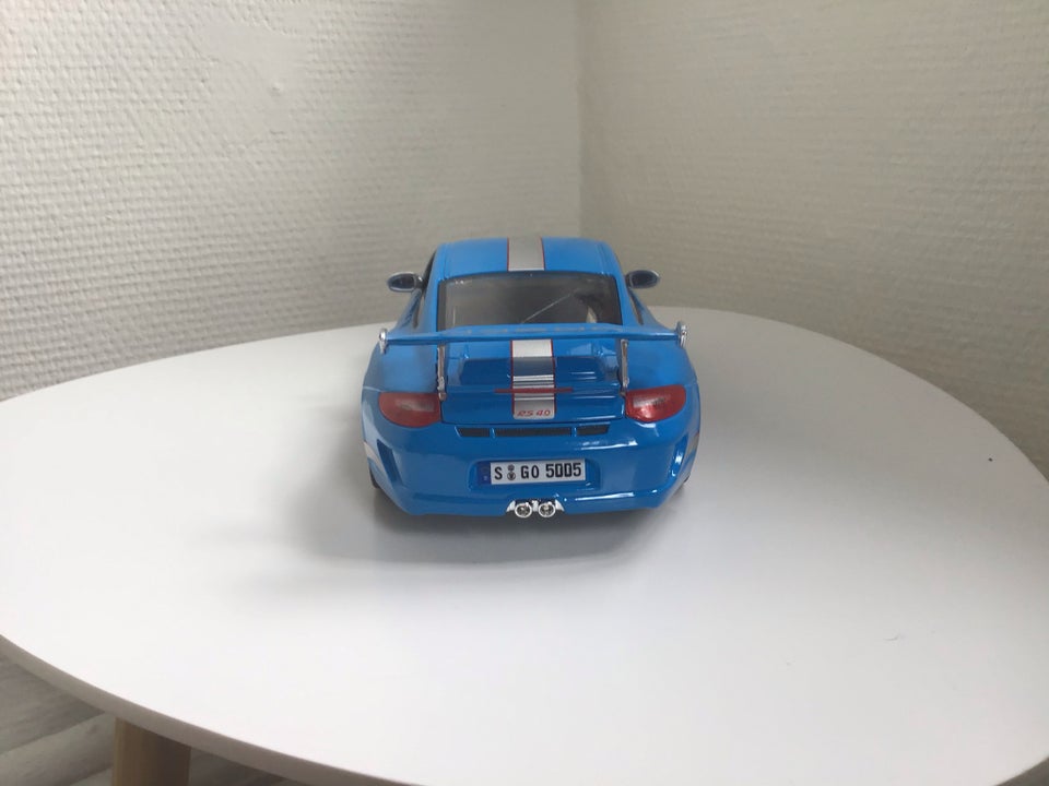 Modelbil, Porsche Burago, skala