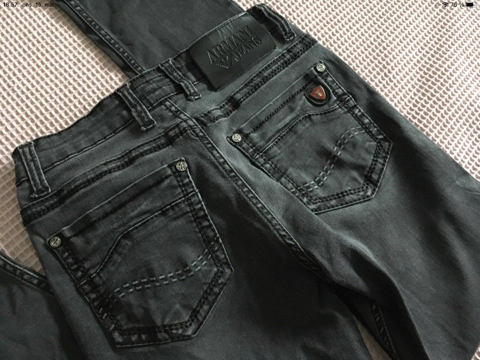 Jeans, Armani, str. 29