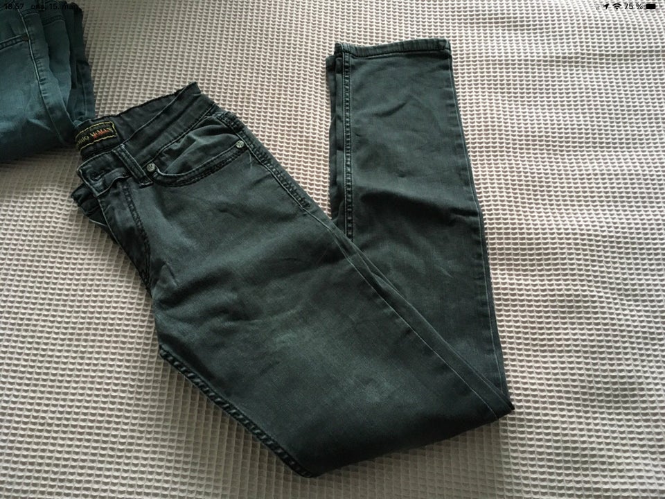 Jeans, Armani, str. 29