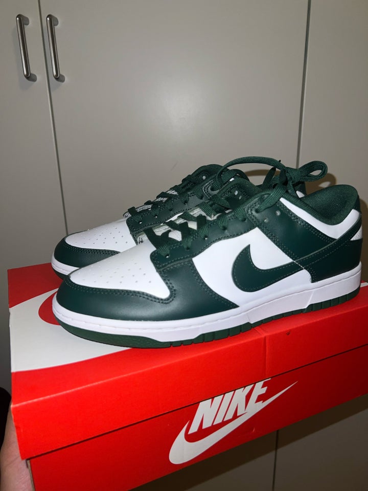 Sneakers, Nike, str. 43