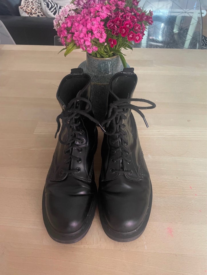 Støvler str 42 Dr Martens