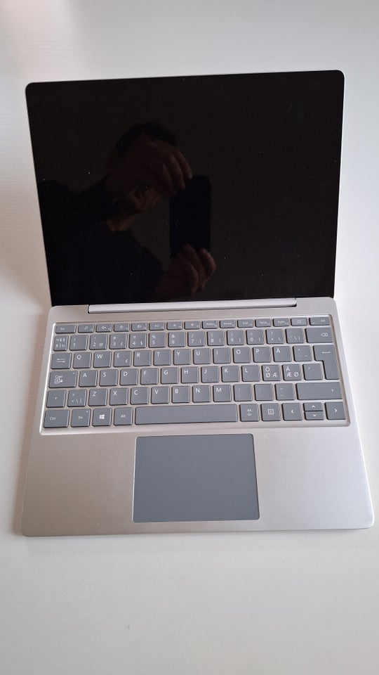 Microsoft Surface Laptop Go 12" ,