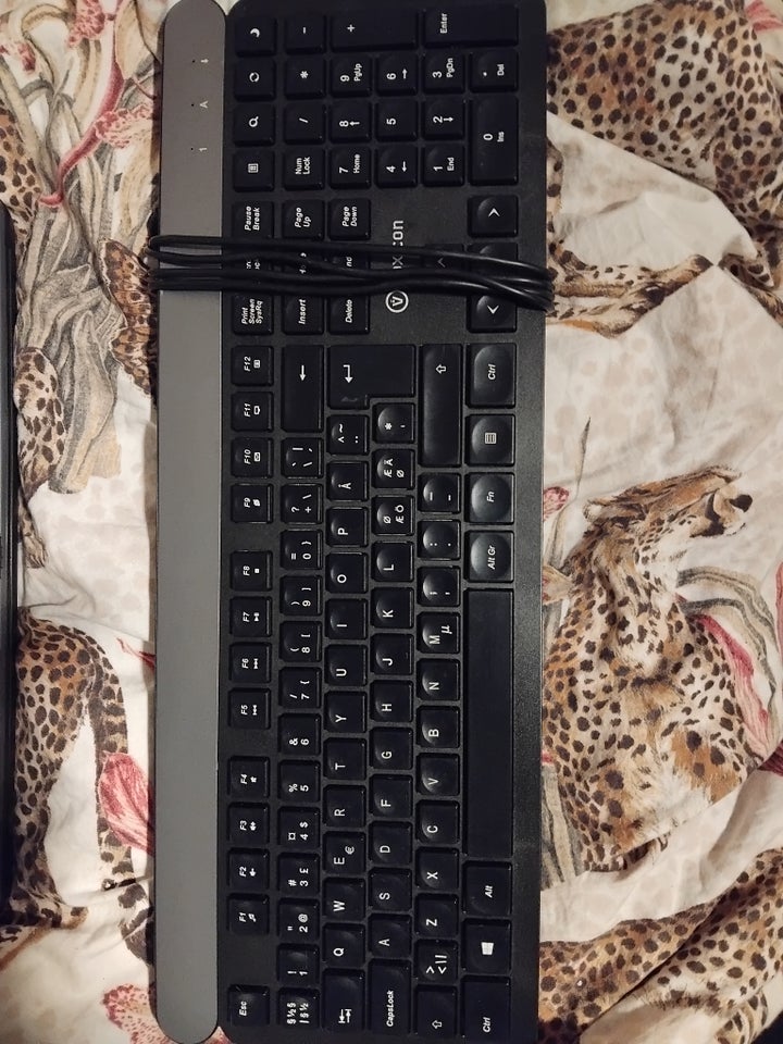 Tastatur, Voxicon, Dk-260wb