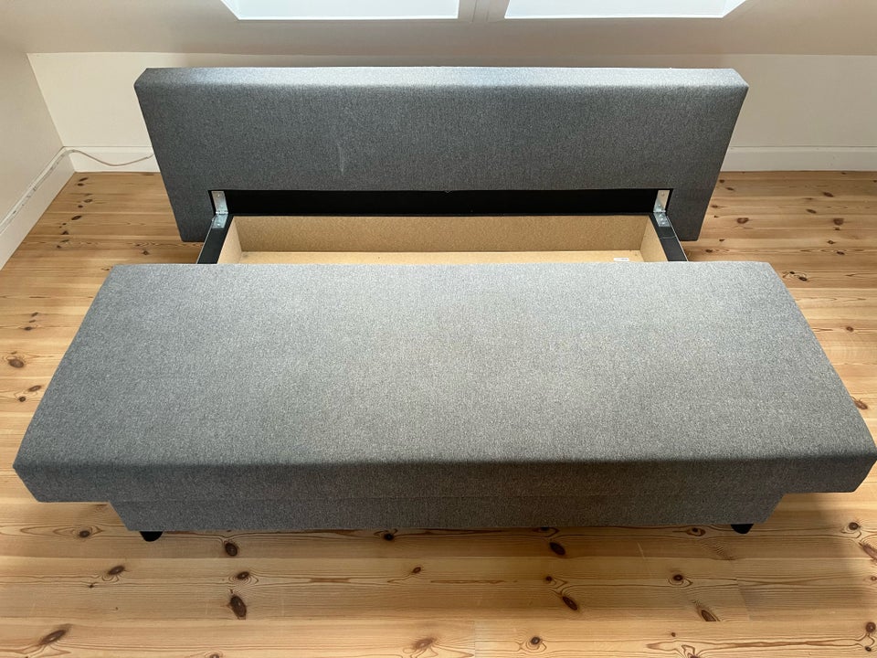 Sovesofa, Ikea, b: 135 l: 198 h: 42