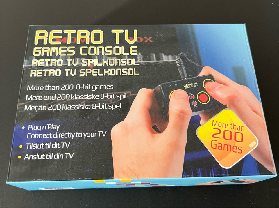 Retro TV games console 