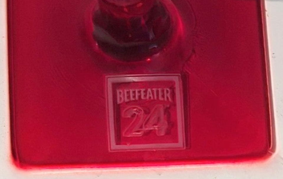 Glas Vinglas Beefeater 24