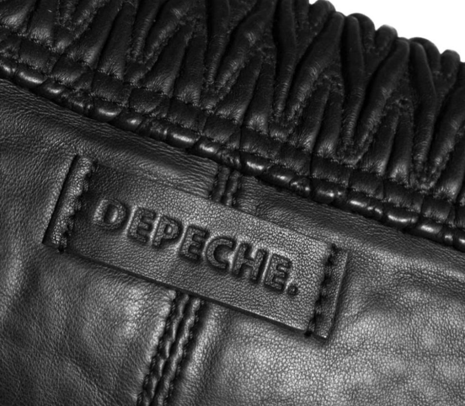 Crossbody, Depeche