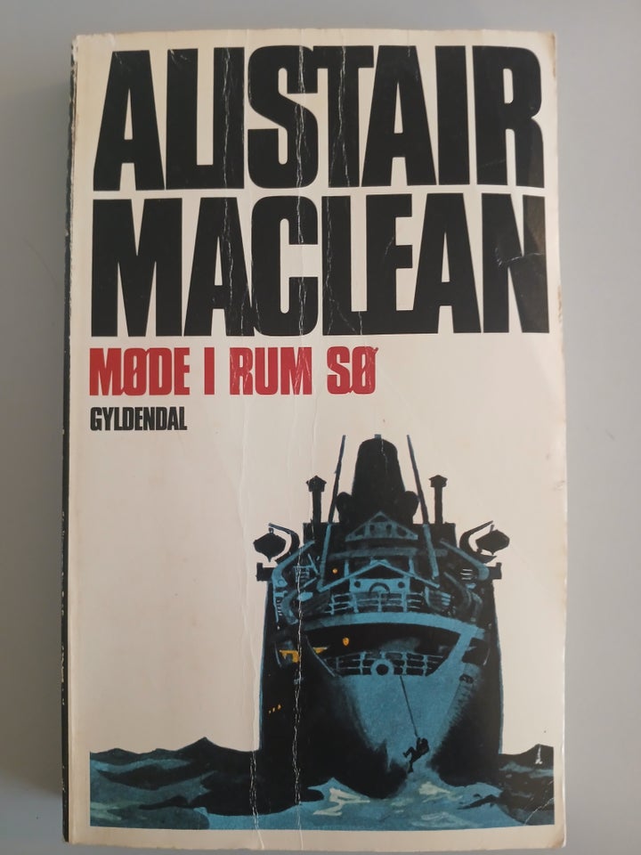 Møde i rum sø, Alistair MacLean,