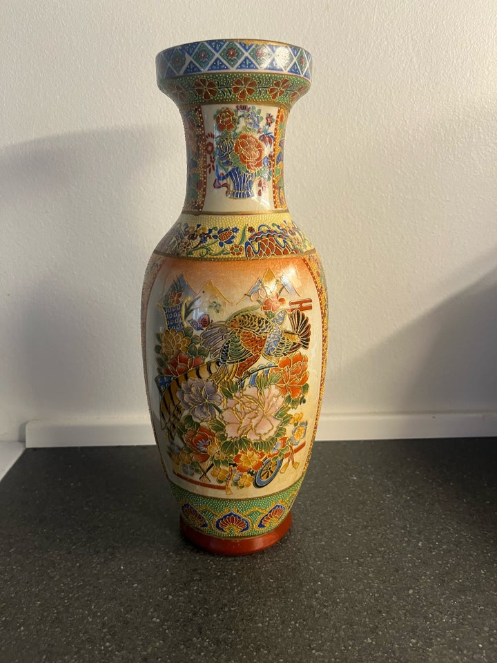 Porcelæn, Vase