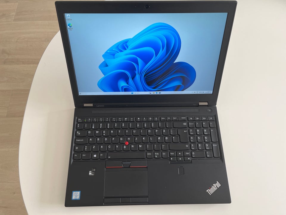 Lenovo P51 29 GHz 16 GB ram