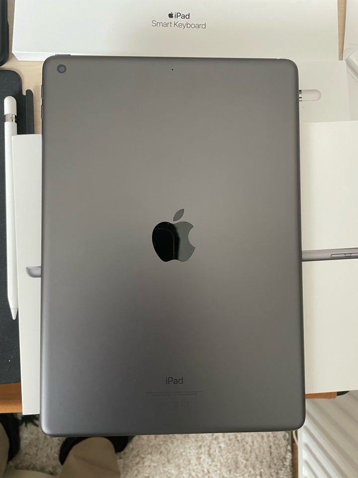 iPad 9, 64 GB, sort