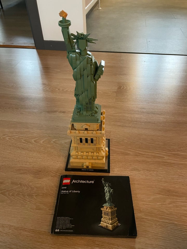 Lego Architecture, 21042