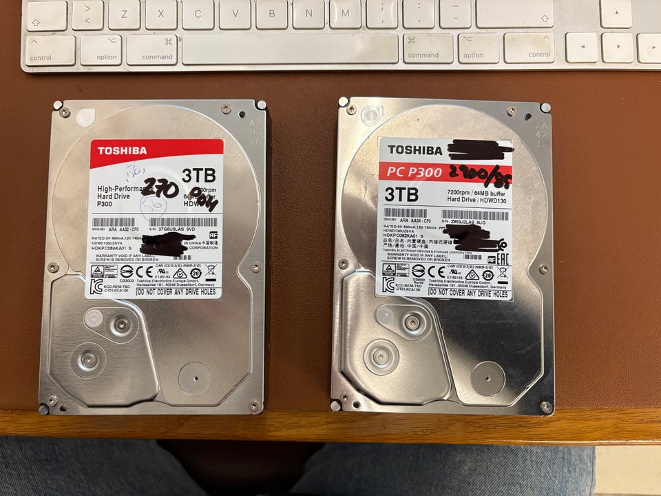 Toshiba og Seagate, 3000 GB, God