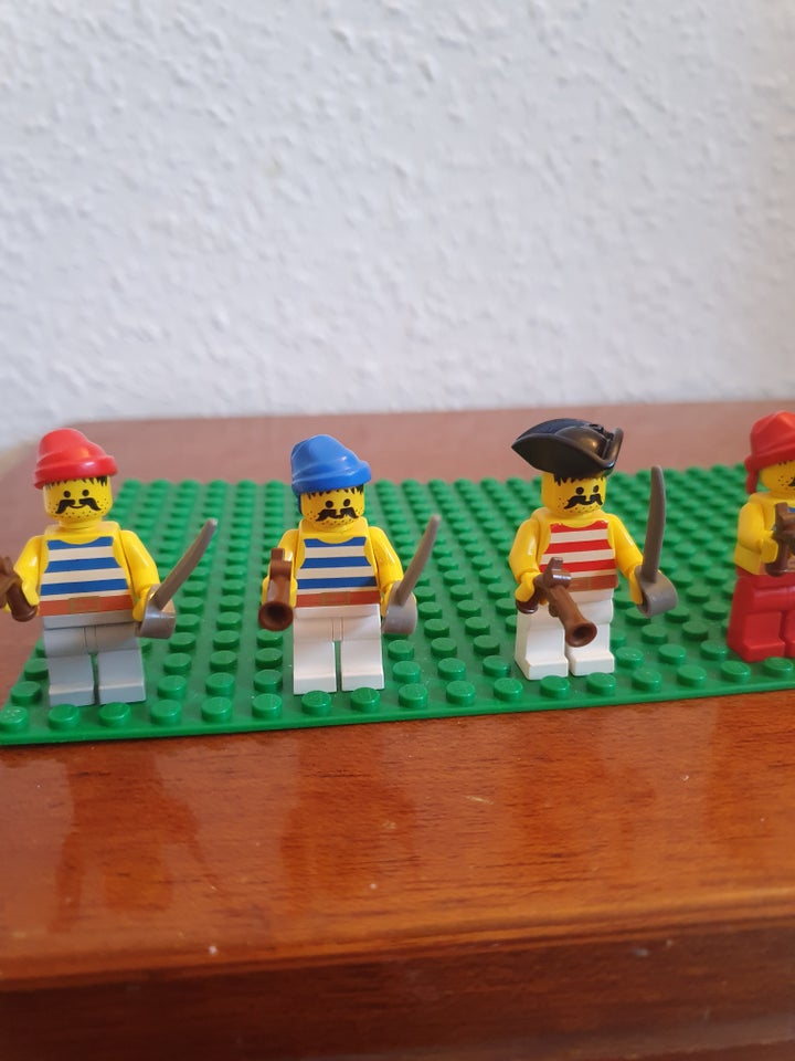 Lego Pirates Figurer