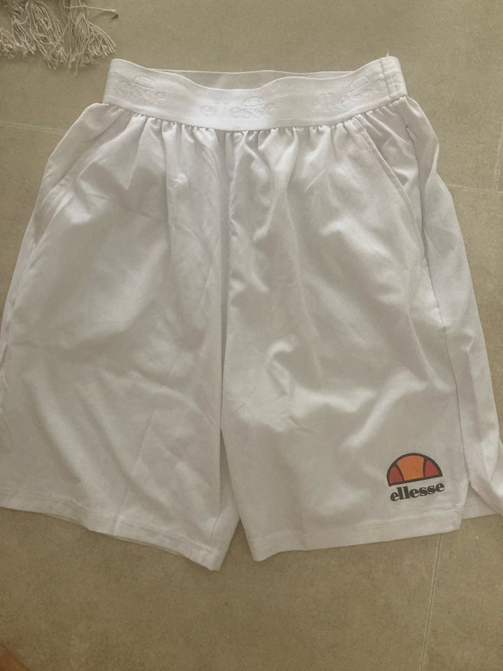 Shorts Tennis shorts Ellesse