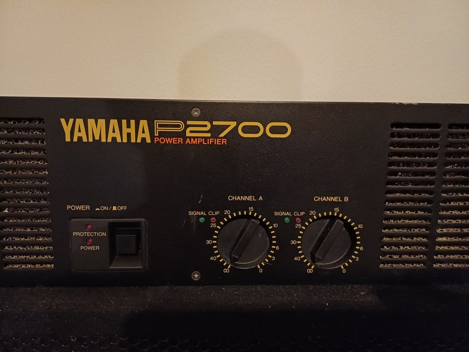 Power Amp, Yamaha P2700