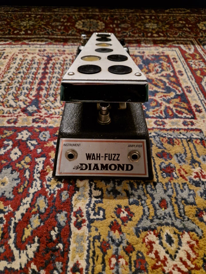 Aria Diamond Wah-Fuzz pedal