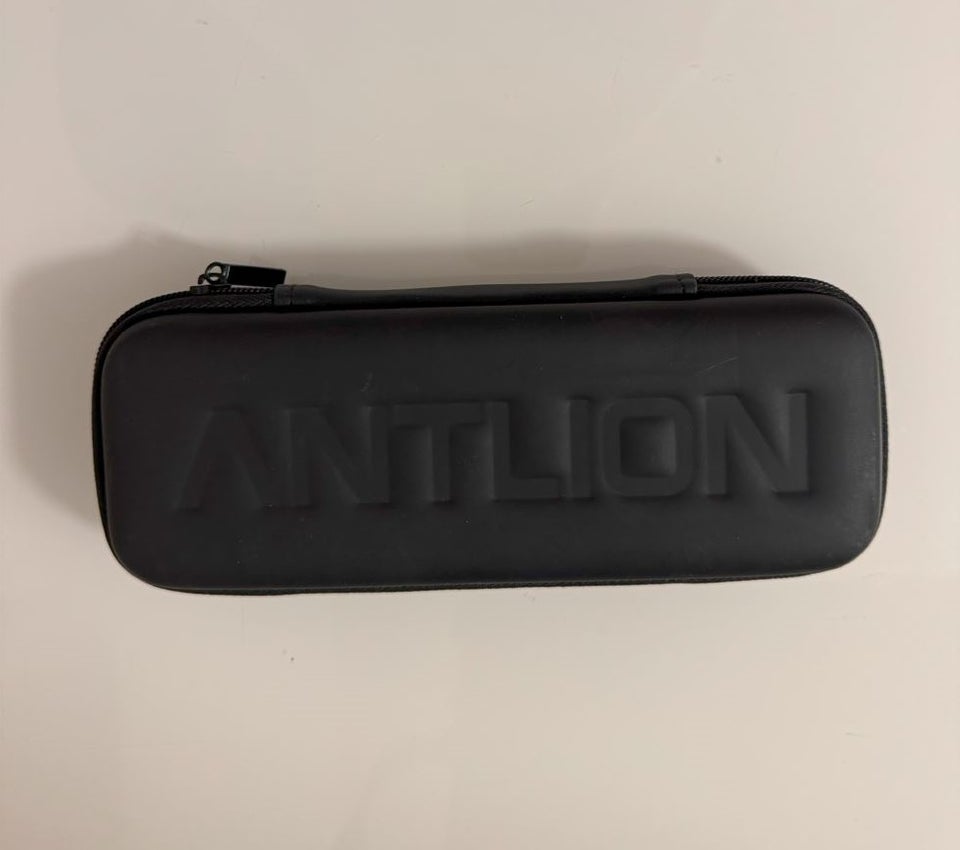 Mikrofon, Antlion Audio, God