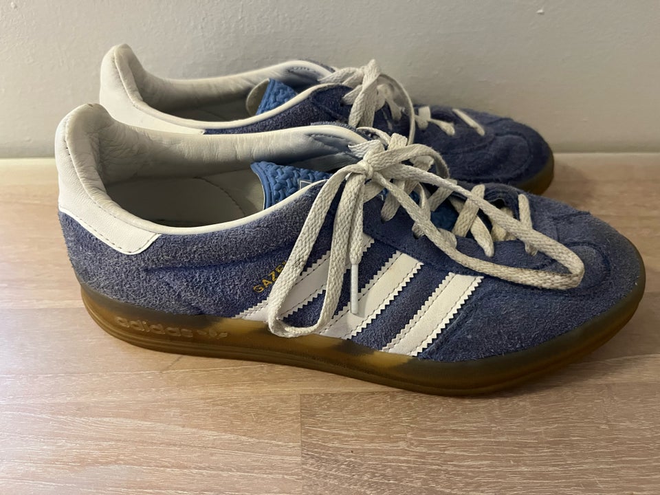 Sneakers, str. 38, Adidas