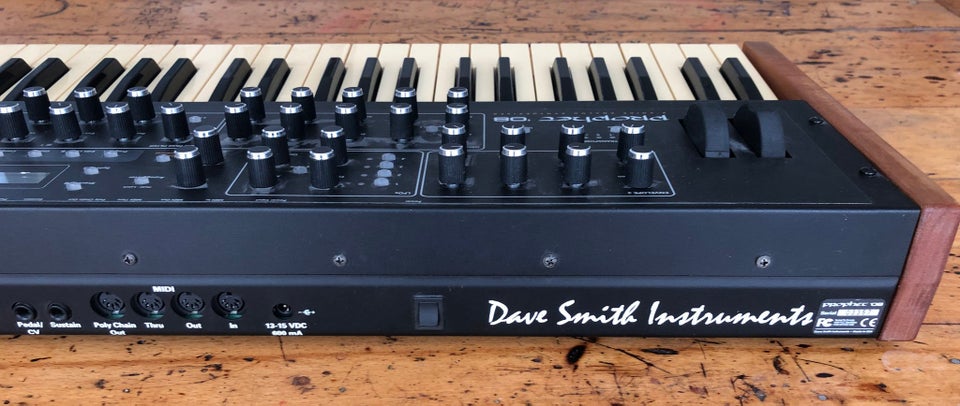 Dave Smith Prophet 8