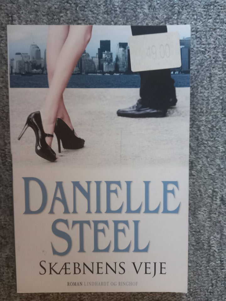 Skæbnens veje, Danielle Steel,