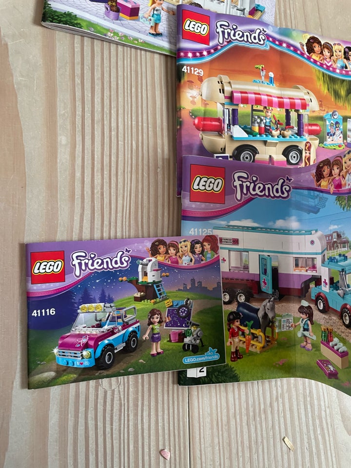 Lego Friends, Flere forskellige