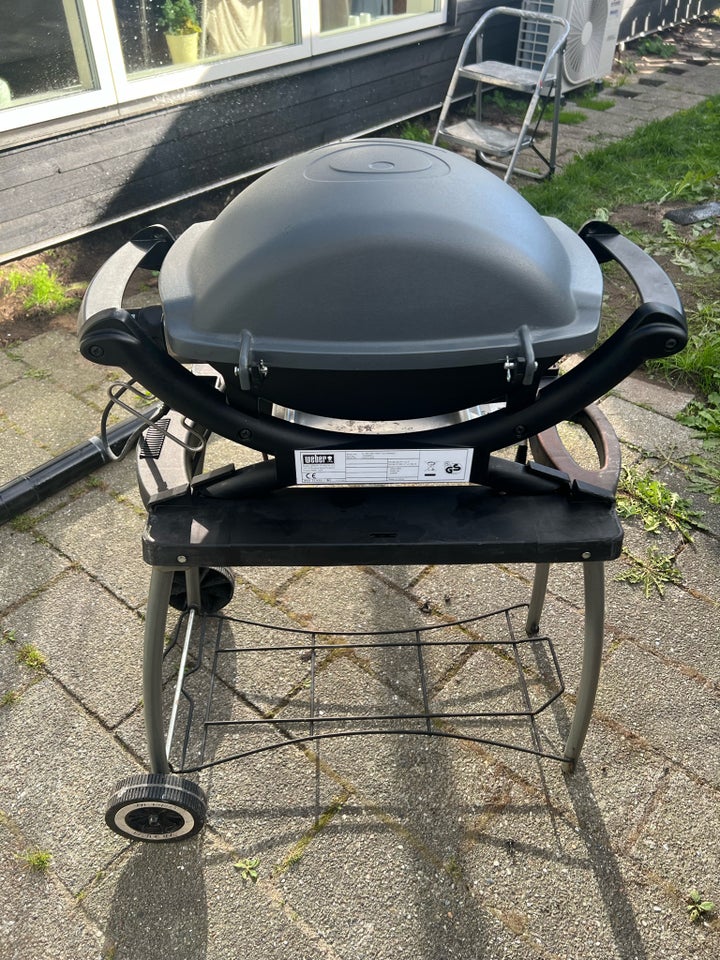 Elgrill, Weber Q1400