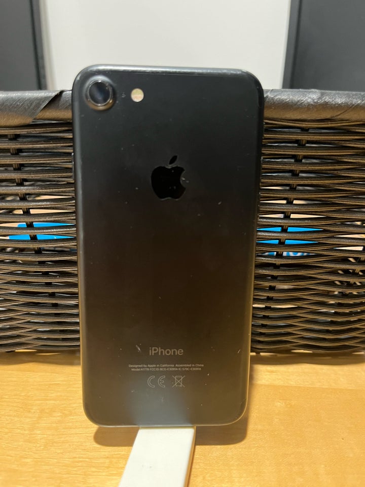 iPhone 7 32 GB sort