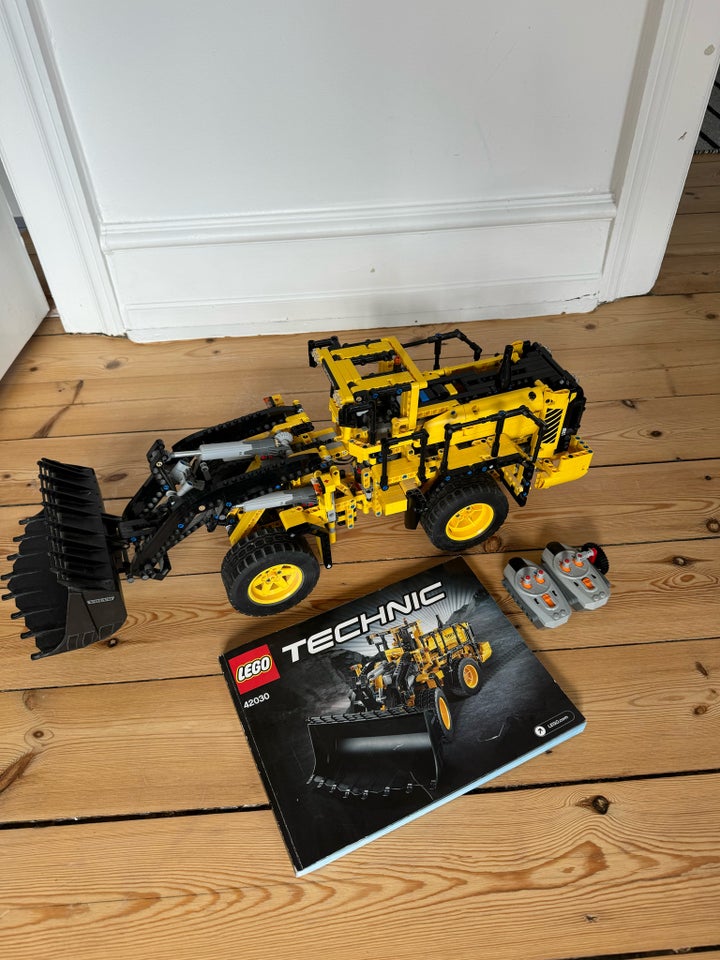 Lego Technic 42030