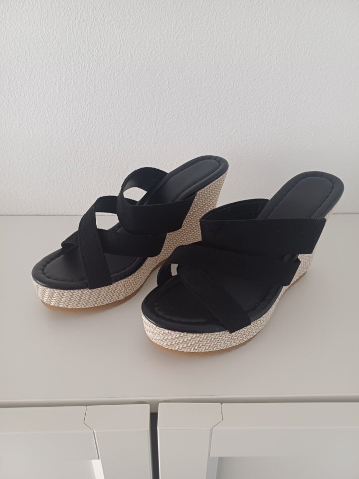 Sandaler, str. 38, Sort