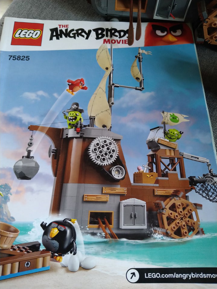 Lego andet 75825