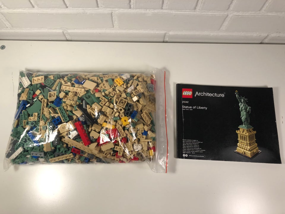 Lego Architecture, 21042