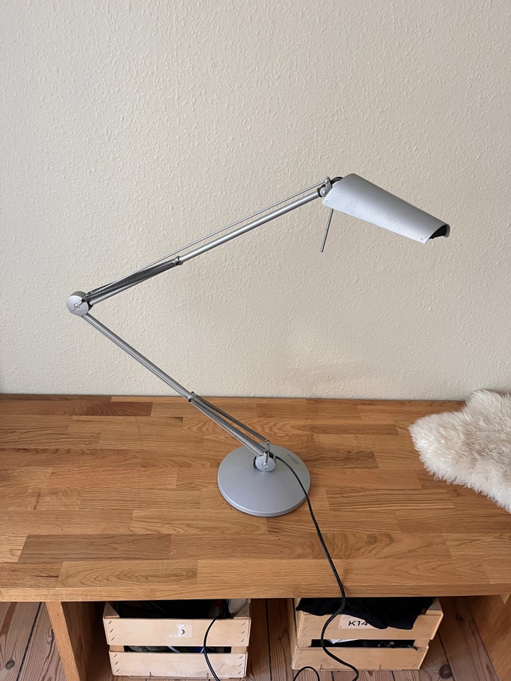 Arkitektlampe, Luxo