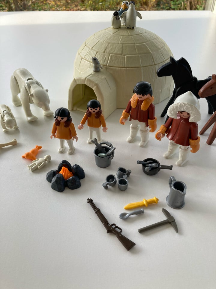 Playmobil, Iglo og familie