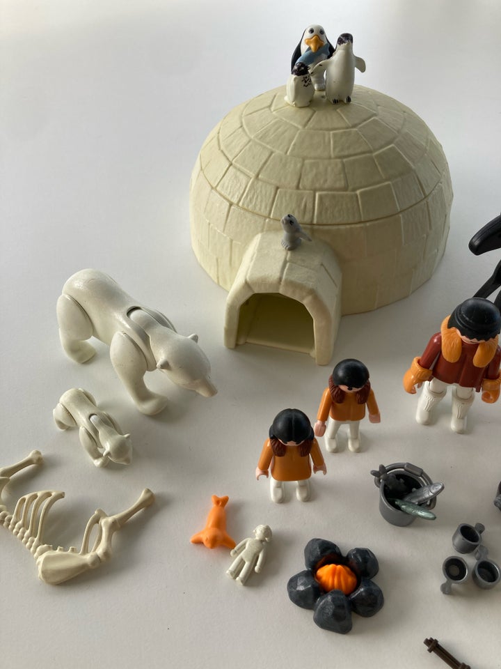 Playmobil, Iglo og familie