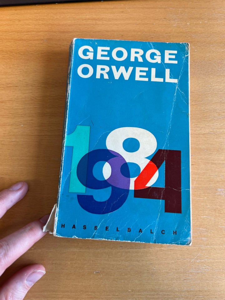 1984, George Orwell, genre: roman